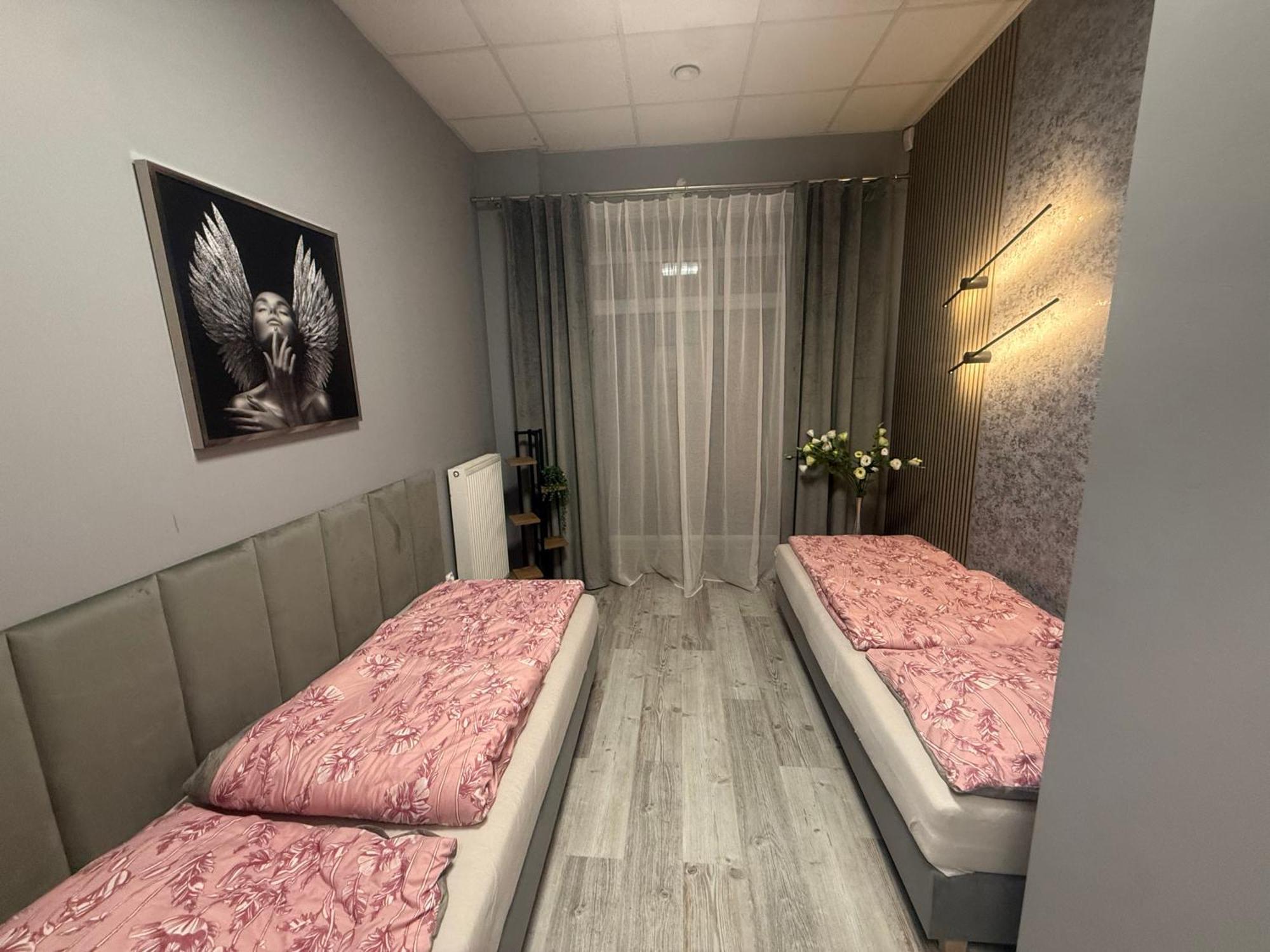 Apartamenty I Pokoje „Pod Jedynka” Konstantynów Łódzki Екстериор снимка