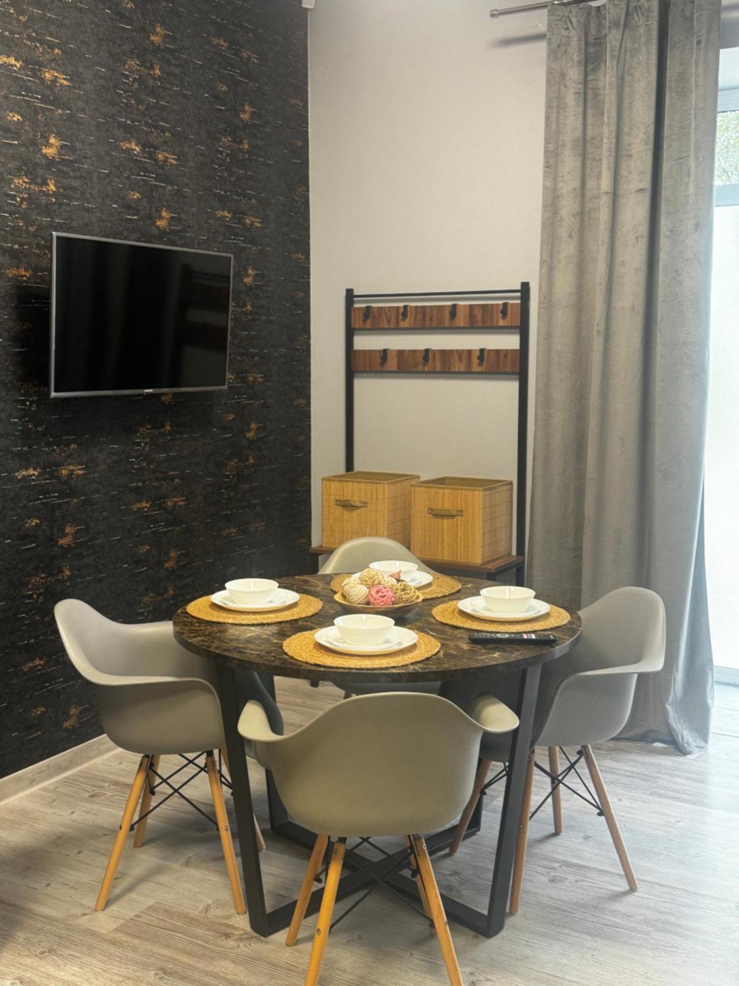 Apartamenty I Pokoje „Pod Jedynka” Konstantynów Łódzki Екстериор снимка